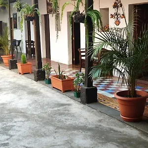 franciscos-la-merced.guatemalaantiguahotels.com/